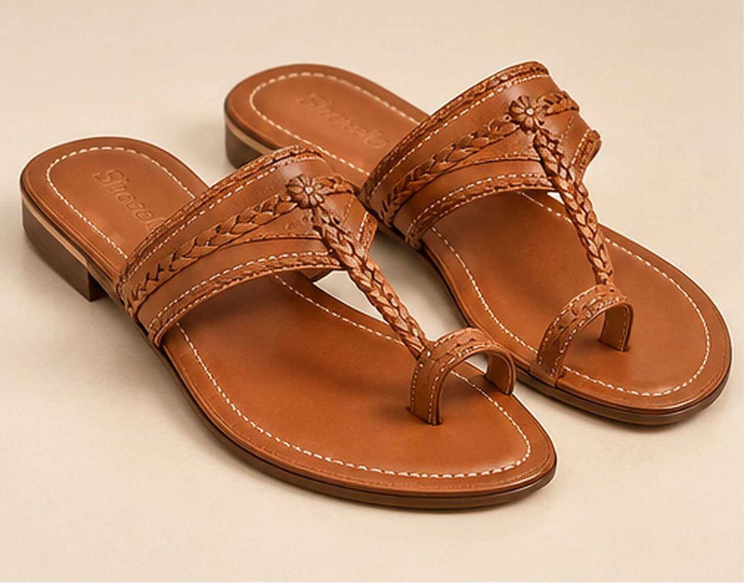 Noori Kolhapuri Chappal in Cognac